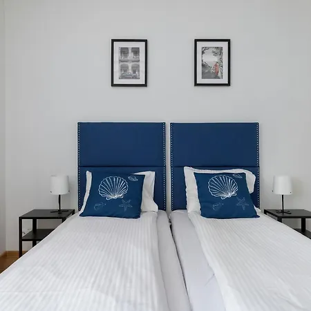 Lana 6 Bedrooms With Parking And Terrace Near The In By Renters Dom wakacyjny Sopot