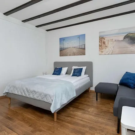 Lana 6 Bedrooms With Parking And Terrace Near The In By Renters Dom wakacyjny