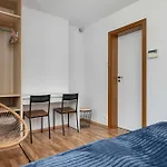 Ferienhaus Lana 6 Bedrooms With Parking And Terrace Near The In By Renters *