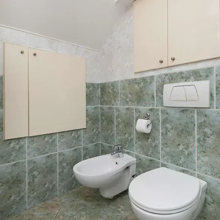 Lana 6 Bedrooms With Parking And Terrace Near The In By Renters * Sopoty