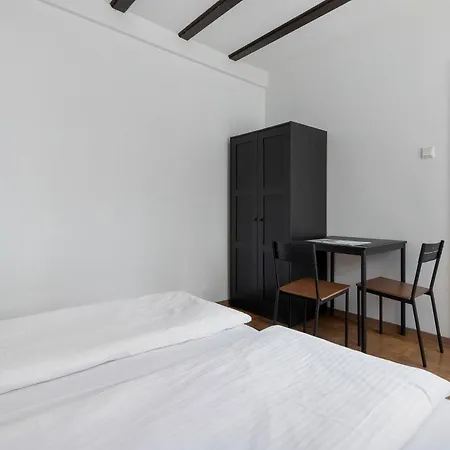 Lana 6 Bedrooms With Parking And Terrace Near The In By Renters