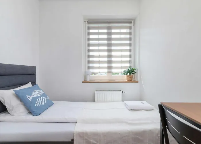 Lana 6 Bedrooms With Parking And Terrace Near The In By Renters Ferienhaus *