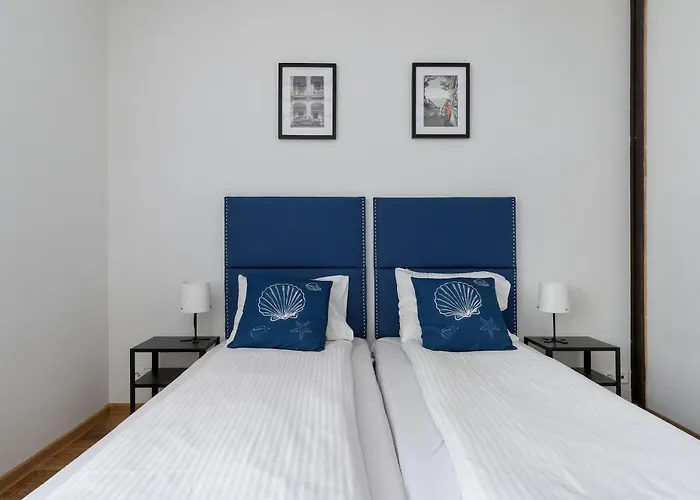 Lana 6 Bedrooms With Parking And Terrace Near The In By Renters Ferienhaus Zoppot