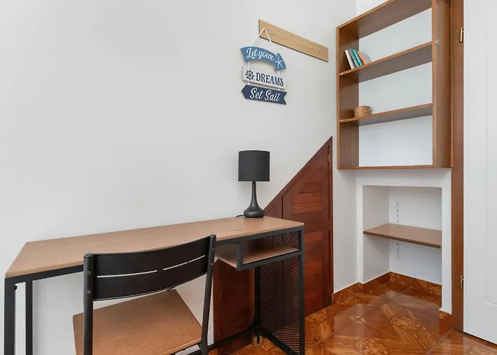 Lana 6 Bedrooms With Parking And Terrace Near The In By Renters * Zoppot