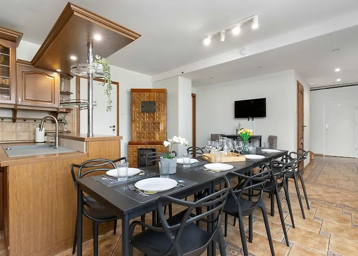 Ferienhaus Lana 6 Bedrooms With Parking And Terrace Near The In By Renters Zoppot