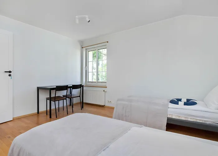 Lana 6 Bedrooms With Parking And Terrace Near The In By Renters *