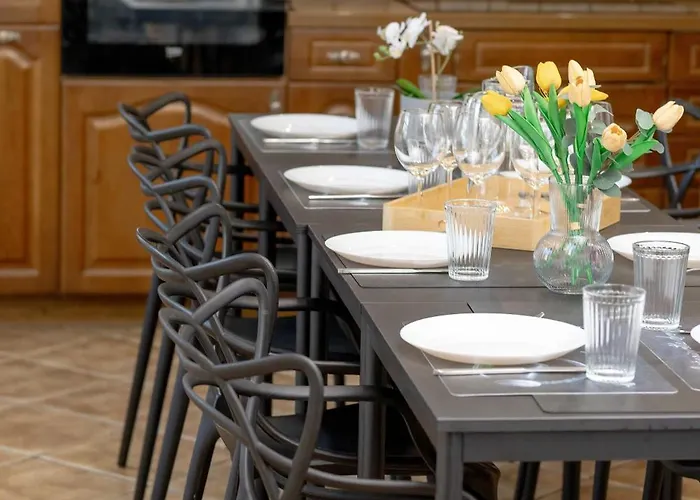 Lana 6 Bedrooms With Parking And Terrace Near The In By Renters Ferienhaus *