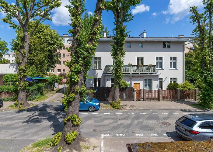 Lana 6 Bedrooms With Parking And Terrace Near The In By Renters *