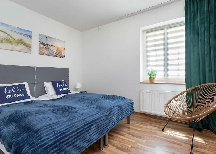 Ferienhaus Lana 6 Bedrooms With Parking And Terrace Near The In By Renters