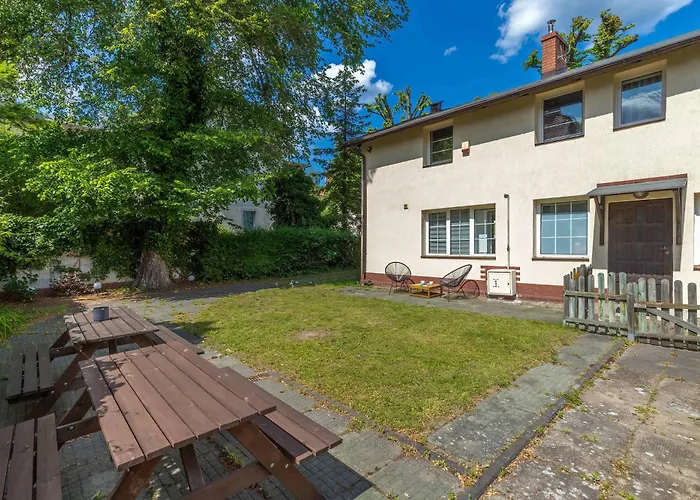 Lana 6 Bedrooms With Parking And Terrace Near The In By Renters Zoppot